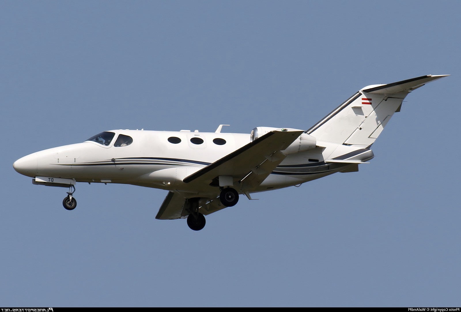 VERY LIGHT JETS executive Hoverfly JET luxury 