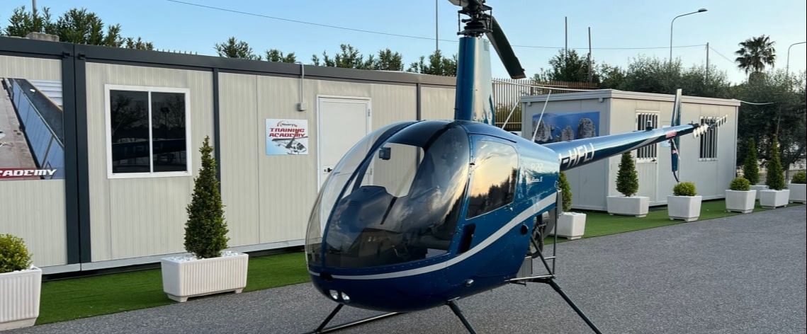 R22 executive Hoverfly Helicopter luxury 